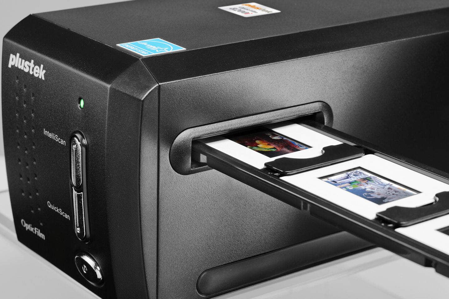 Plustek OpticFilm 8200i SE Film-/diabildsscanner 7200 x 7200 DPI Svart