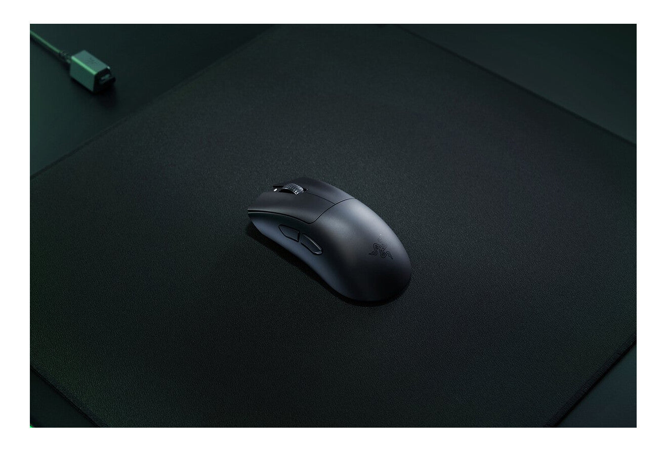 Razer DeathAdder V3 HyperSpeed datormöss Spela högerhand RF Wireless + USB Type-C Optisk 26000 DPI
