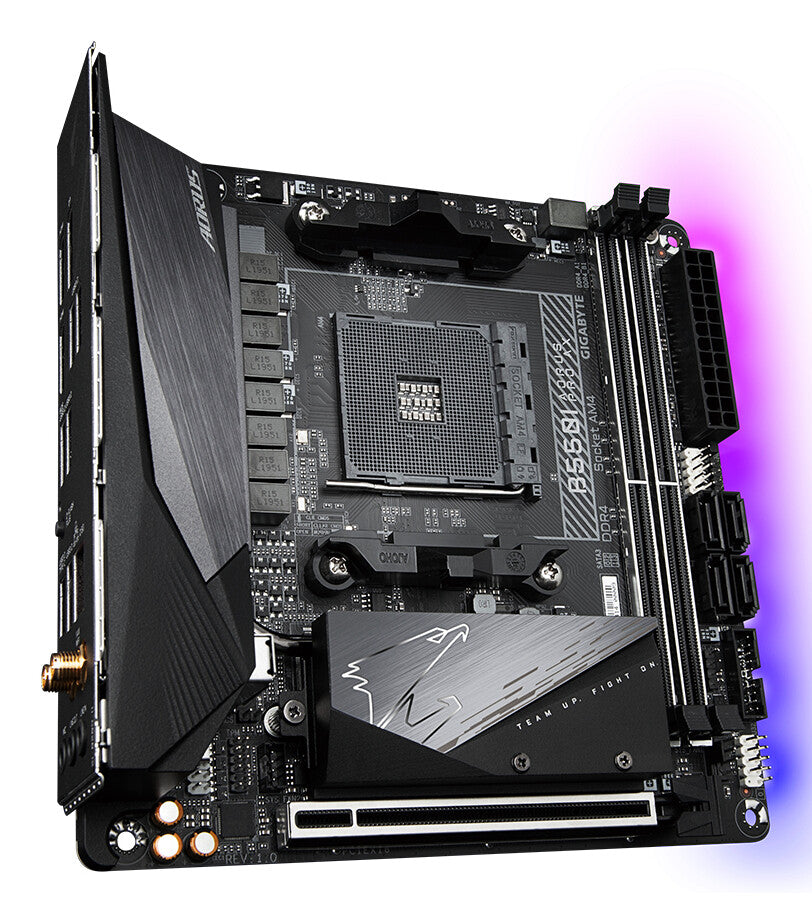 GIGABYTE B550I AORUS PRO AX moderkort AMD B550 Uttag AM4 Mini-ITX
