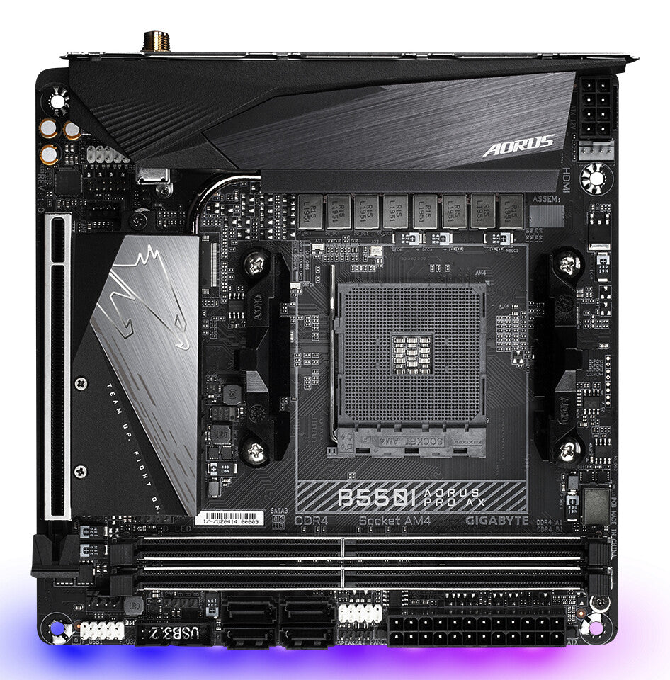 GIGABYTE B550I AORUS PRO AX moderkort AMD B550 Uttag AM4 Mini-ITX