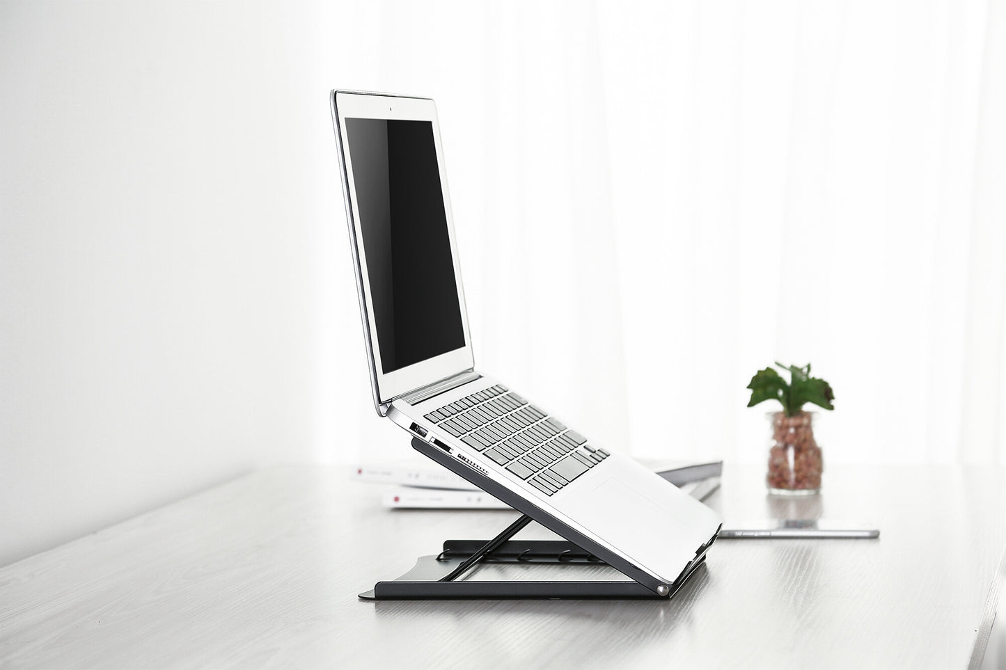 Digitus DA-90368 Ställ för bärbara datorer Ställ till bärbara datorer Svart 38,1 cm (15")