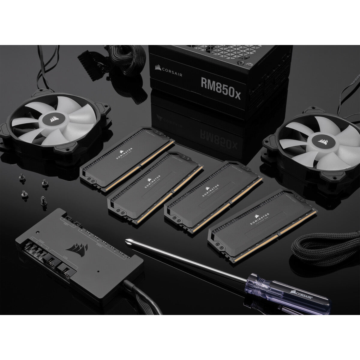 Corsair Dominator CMT64GX5M2B5600C40 RAM-minnen 64 GB 2 x 32 GB DDR5 5600 MHz