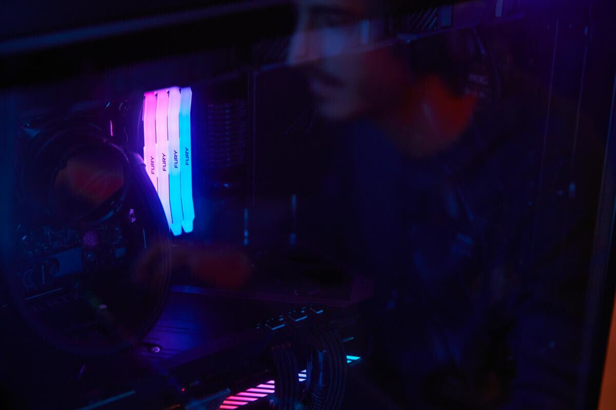 Kingston Technology FURY Renegade RGB RAM-minnen 64 GB 2 x 32 GB DDR5 6000 MT/s