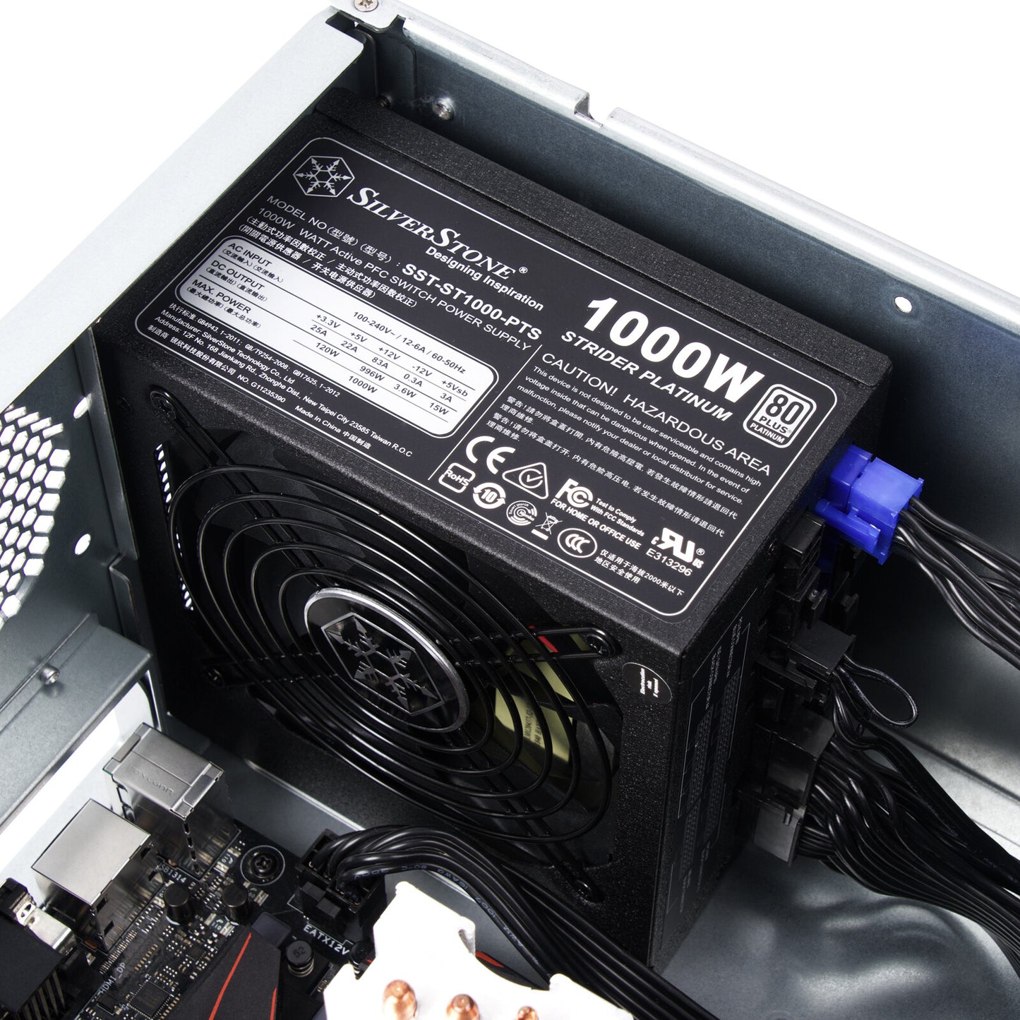 Silverstone SST-RM41-506 datorväskor Ställning
