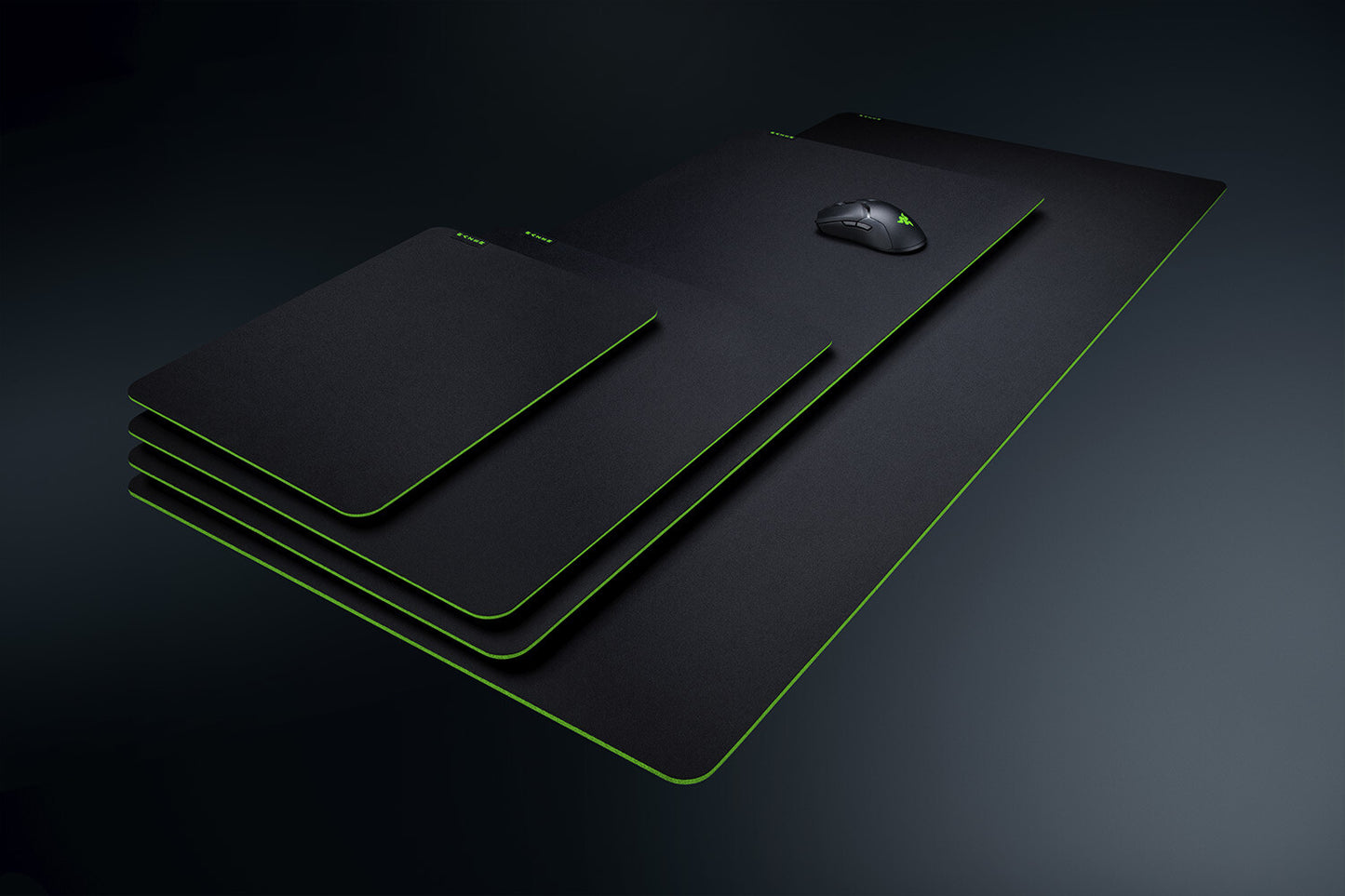 Razer Gigantus V2 - XXL Spelmusmatta Svart, Grön