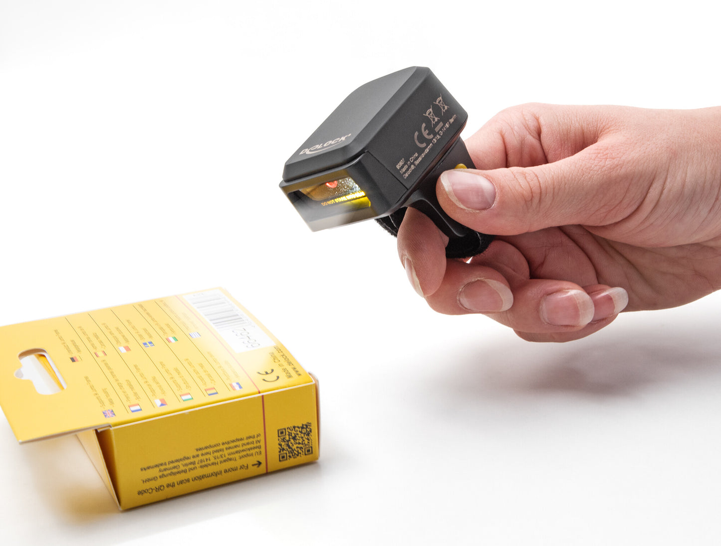 DeLOCK 90610 streckkodsläsare Bärbar steckkodsläsare 1D/2D CMOS Svart