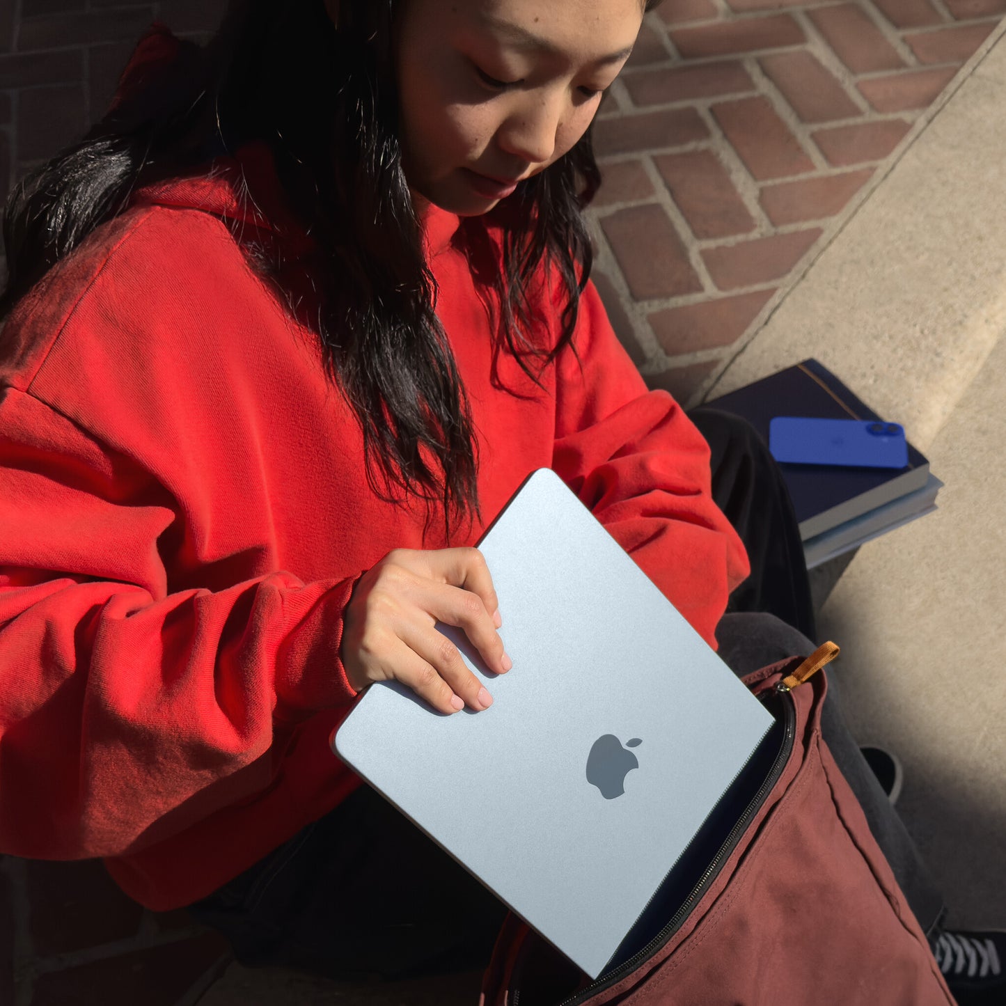 Apple MacBook Air Apple M M4 Bärbar dator (13.6") 16 GB 256 GB SSD Wi-Fi Sequoia Silver (Danskt tangentbord)
