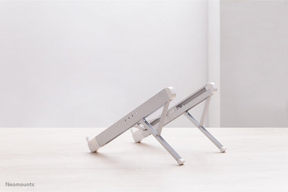Neomounts NSLS010 Ställ för bärbara datorer Ställ till bärbara datorer Silver 43,2 cm (17")