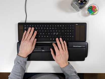 Mousetrapper Delta & Type tangentbord Mus inkluderad Kontor USB + Bluetooth Nordic Svart