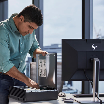 HP Elite SFF 800 G9 Intel® Core™ i5 i5-14500 16 GB DDR5-SDRAM 512 GB SSD Windows 11 Pro PC Svart