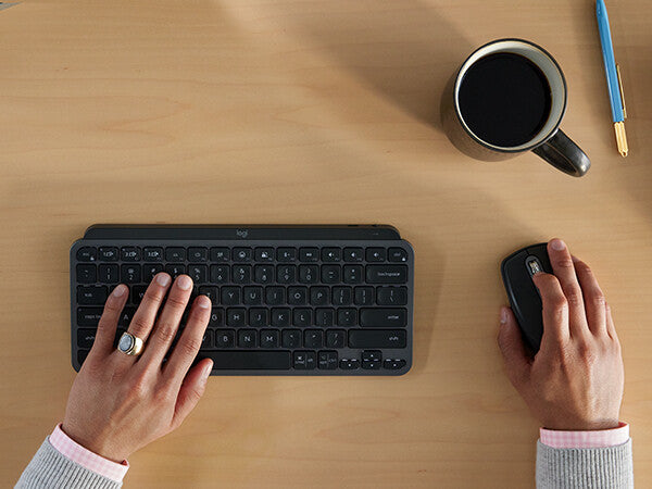 Logitech MX Anywhere 3S for Business datormöss Kontor högerhand Trådlös RF + Bluetooth laser 8000 DPI