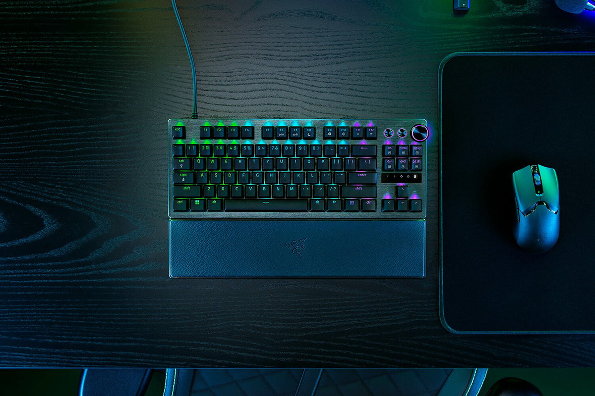 Razer RZ03-04980100-R3M1 tangentbord Spela USB QWERTY Engelska (USA) Svart