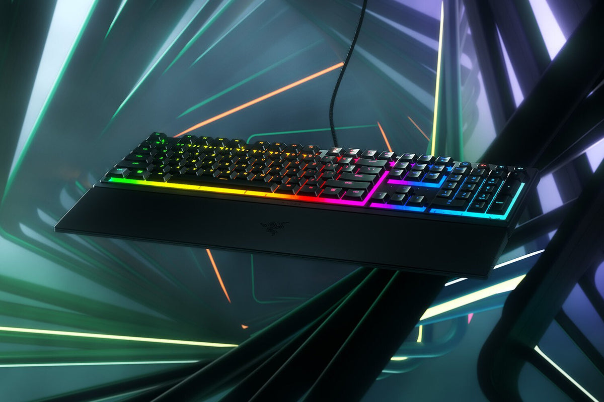 Razer Ornata V3 tangentbord Spela USB QWERTZ tyska Svart