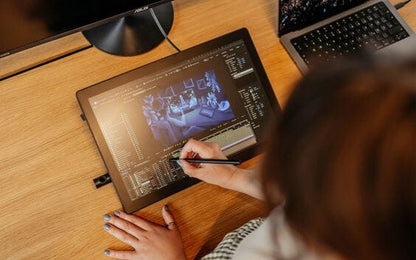 Wacom DTK168K0B ritplattor Svart 345 x 215 mm USB