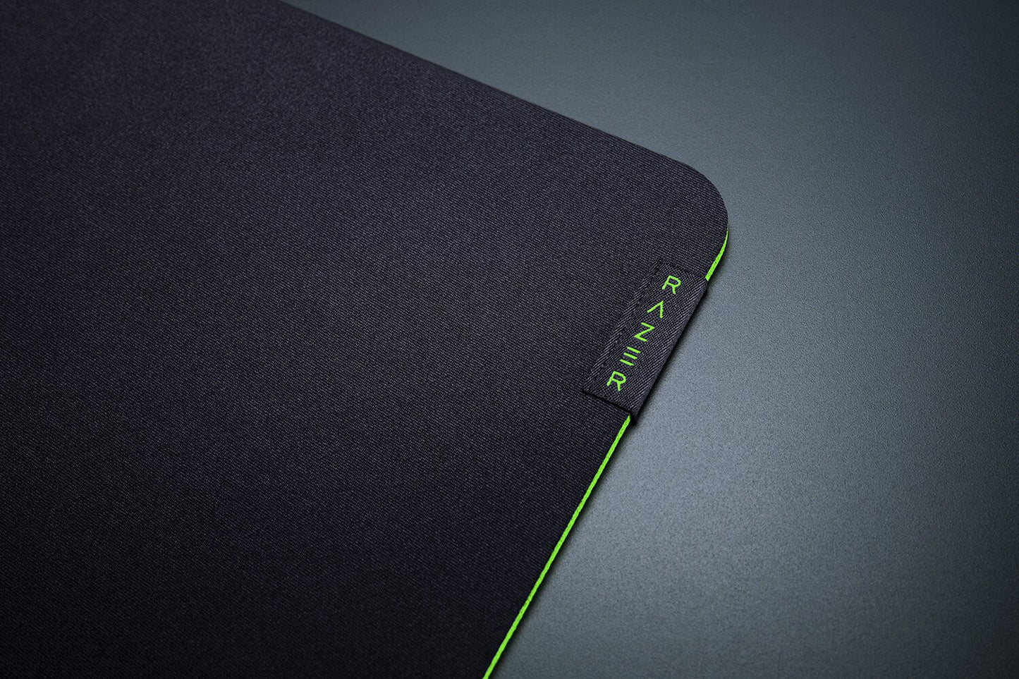 Razer Gigantus V2 - XXL Spelmusmatta Svart, Grön