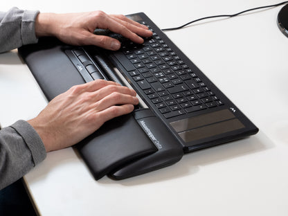 Mousetrapper Delta & Type tangentbord Mus inkluderad Kontor USB + Bluetooth Nordic Svart