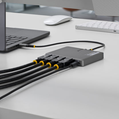 StarTech.com QUAD-USB-DP-ADAPT dockningsstationer för bärbara datorer Kabel USB 3.2 Gen 1 (3.1 Gen 1) Type-C Grå