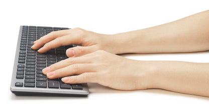 Kensington KB535 EQ Uppladdningsbart Multi-Device Tangentbord
